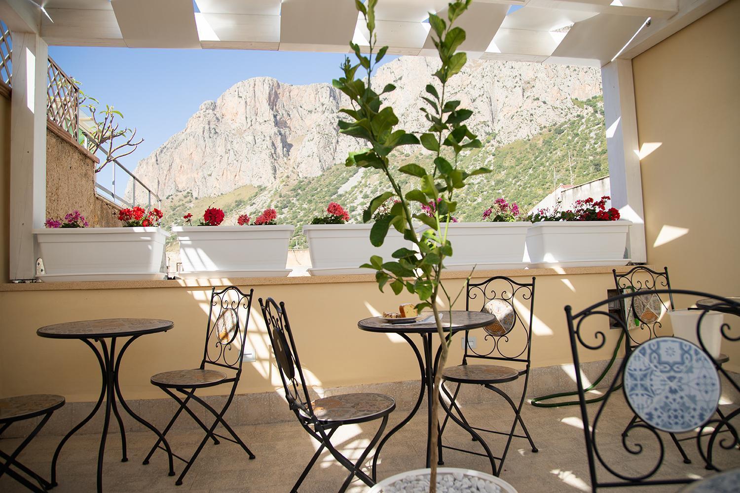 Bed and Breakfast Le Tre Ninfe Cinisi Esterno foto